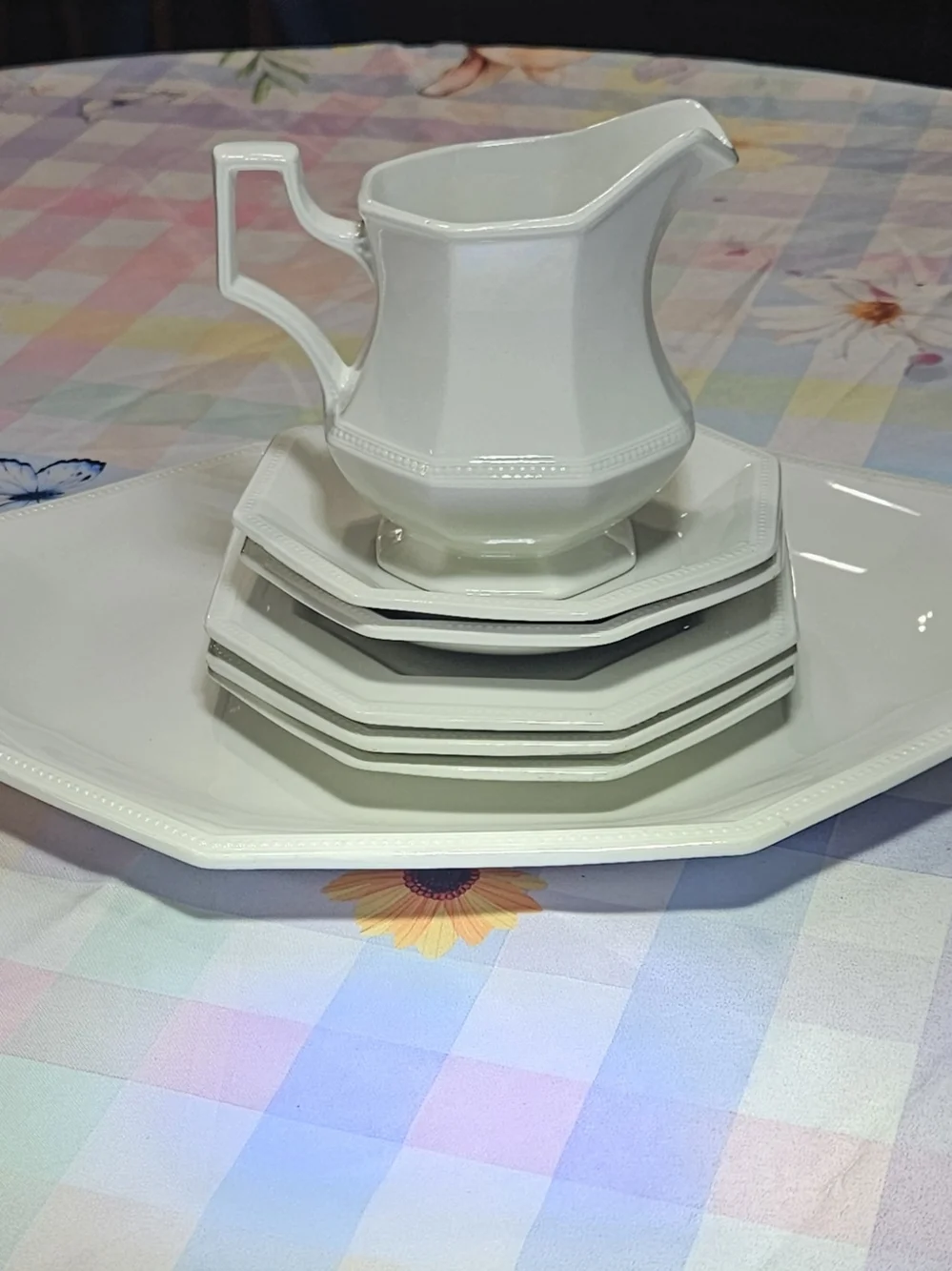 Vintage Johnson Brothers Heritage White‎ Ironstone 7-Piece Serving Set